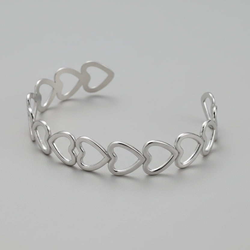 Hollow Heart Bracelet