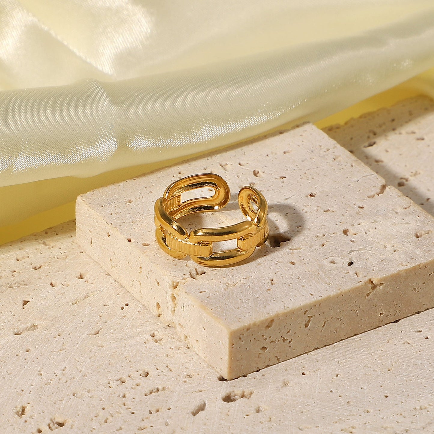 Stella Ring
