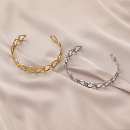 Hollow Heart Bracelet