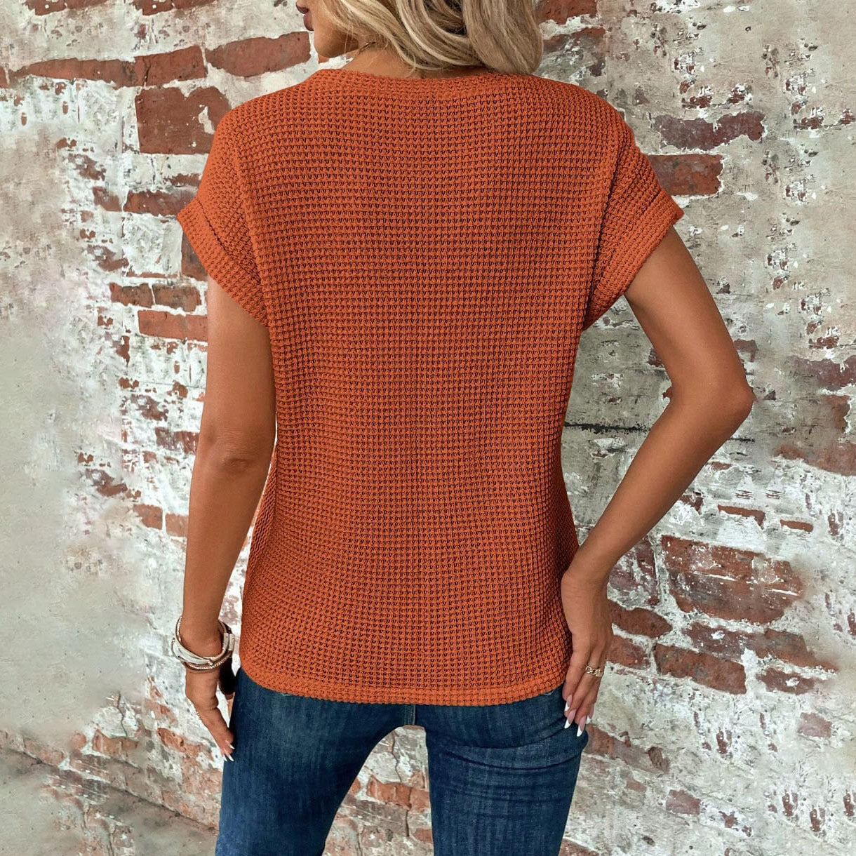 MONROE WAFFLE KNIT TWIST TEE