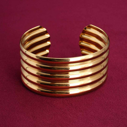 The Sandra Ribbed Cuff